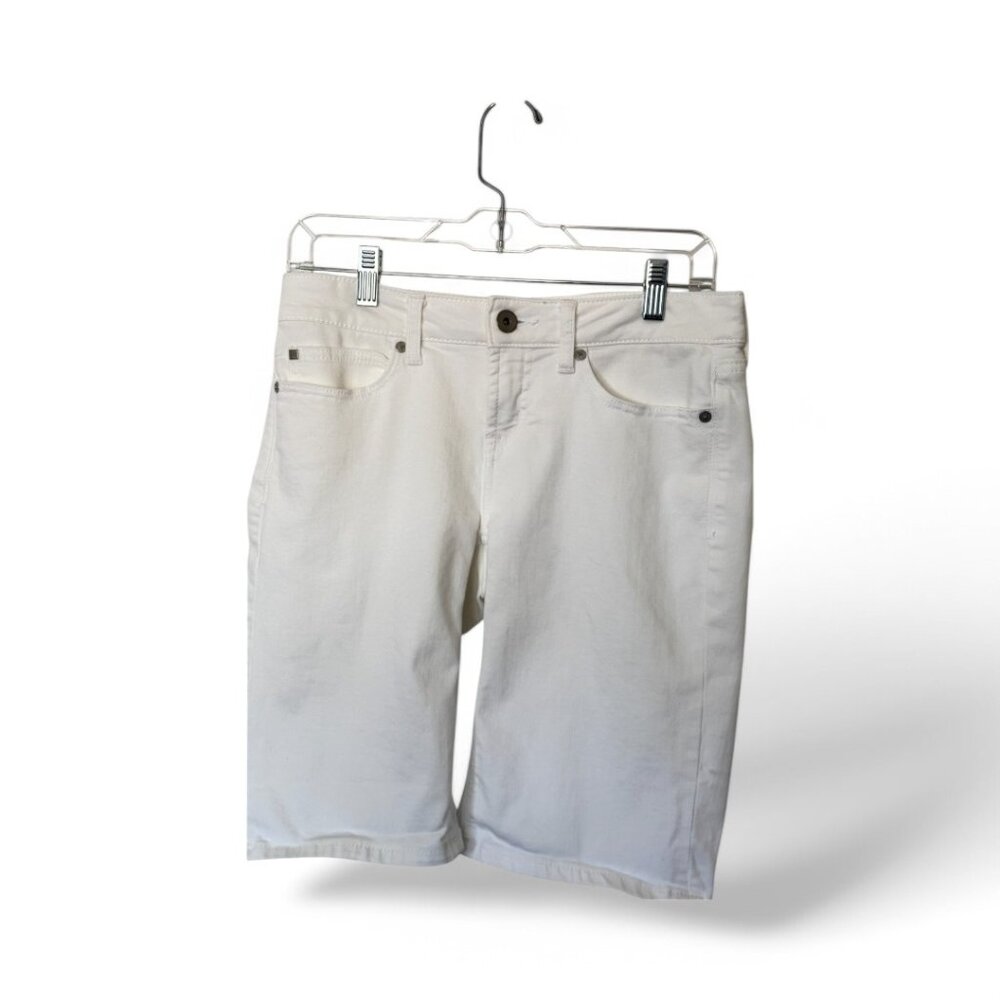 WHITE SHORTS Jeans Size 27/4 Denim 5-Pocket 10.5" Casual